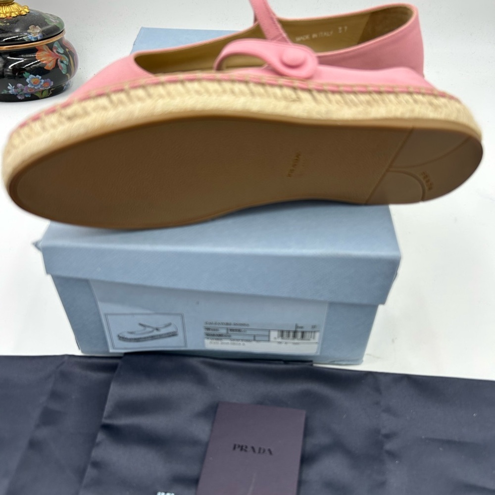 Women's Prada, pink canvas, Mary, Jane Flats size 37 made in Italy - Picture 13 of 16